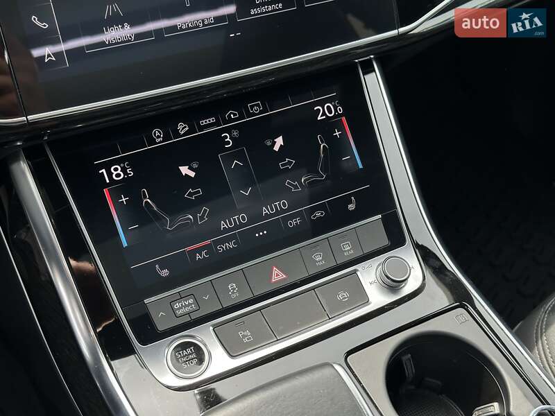Внедорожник / Кроссовер Audi Q7 2020 в Киеве