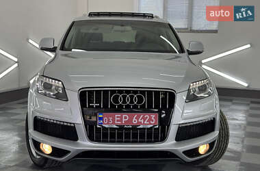Позашляховик / Кросовер Audi Q7 2013 в 