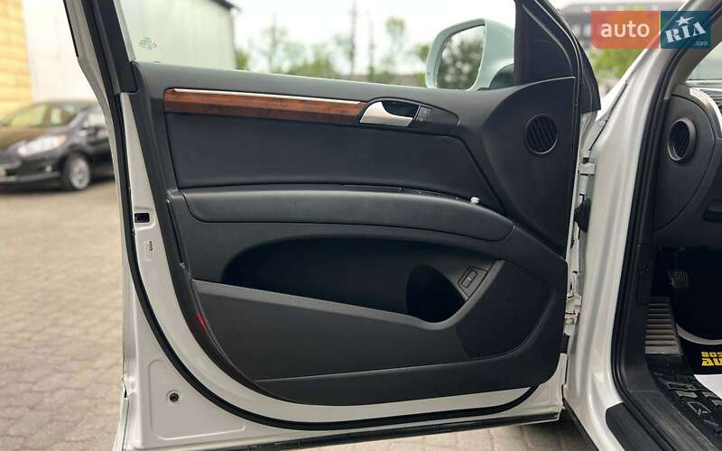 Внедорожник / Кроссовер Audi Q7 2014 в Ивано-Франковске