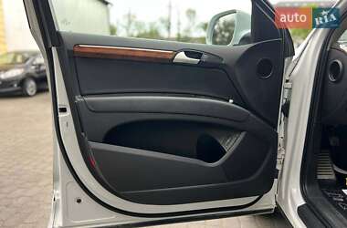 Внедорожник / Кроссовер Audi Q7 2014 в 