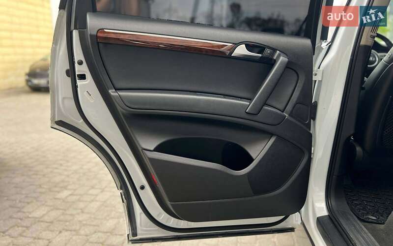 Внедорожник / Кроссовер Audi Q7 2014 в Ивано-Франковске