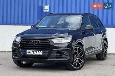 Внедорожник / Кроссовер Audi Q7 2016 в 