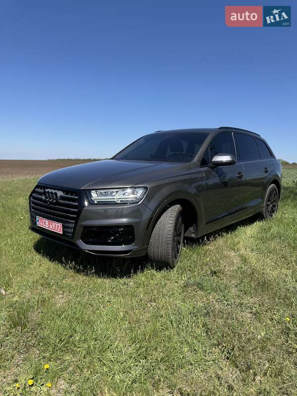 Внедорожник / Кроссовер Audi Q7 2018 в Днепре