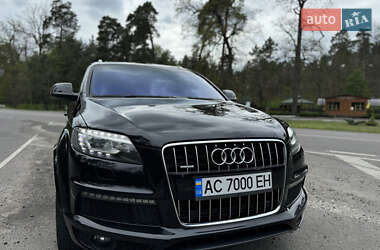 Внедорожник / Кроссовер Audi Q7 2010 в 