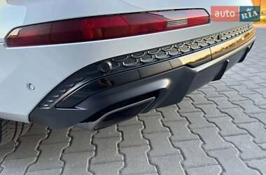Позашляховик / Кросовер Audi Q7 2024 в 
