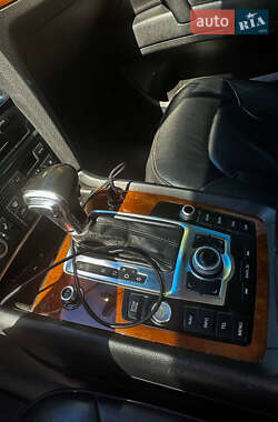 Внедорожник / Кроссовер Audi Q7 2013 в 
