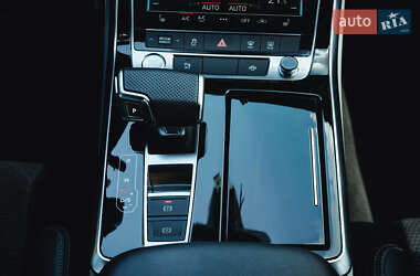 Внедорожник / Кроссовер Audi Q7 2020 в 