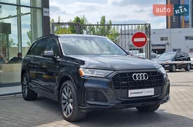 Audi Q7 2021