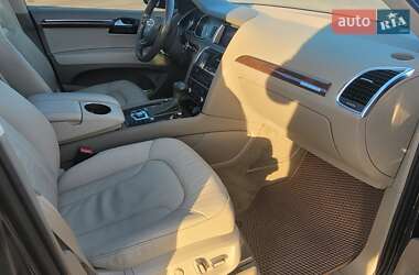 Внедорожник / Кроссовер Audi Q7 2012 в 