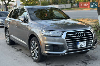 Внедорожник / Кроссовер Audi Q7 2017 в Харькове