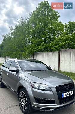 Внедорожник / Кроссовер Audi Q7 2011 в 