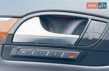 Внедорожник / Кроссовер Audi Q7 2010 в 
