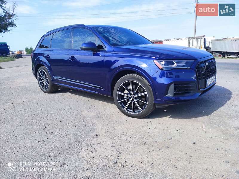 Позашляховик / Кросовер Audi Q7 2021 в Ізмаїлі
