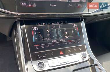 Внедорожник / Кроссовер Audi Q7 2021 в 