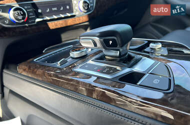 Внедорожник / Кроссовер Audi Q7 2018 в 