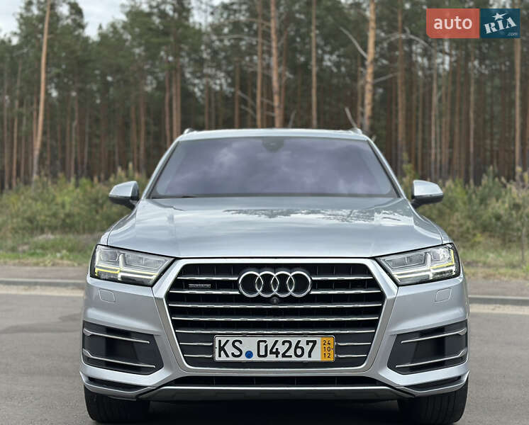 Внедорожник / Кроссовер Audi Q7 2016 в Сарнах