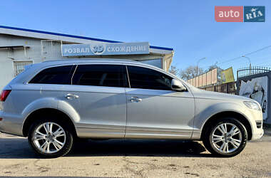 Позашляховик / Кросовер Audi Q7 2010 в Чернігові
