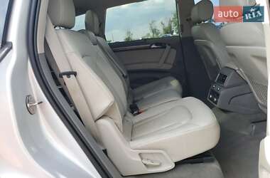 Внедорожник / Кроссовер Audi Q7 2015 в 