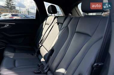 Внедорожник / Кроссовер Audi Q7 2020 в 