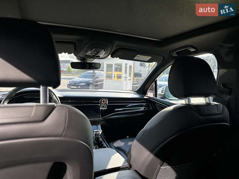Внедорожник / Кроссовер Audi Q7 2020 в Умани