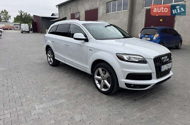Позашляховик / Кросовер Audi Q7 2013 в 