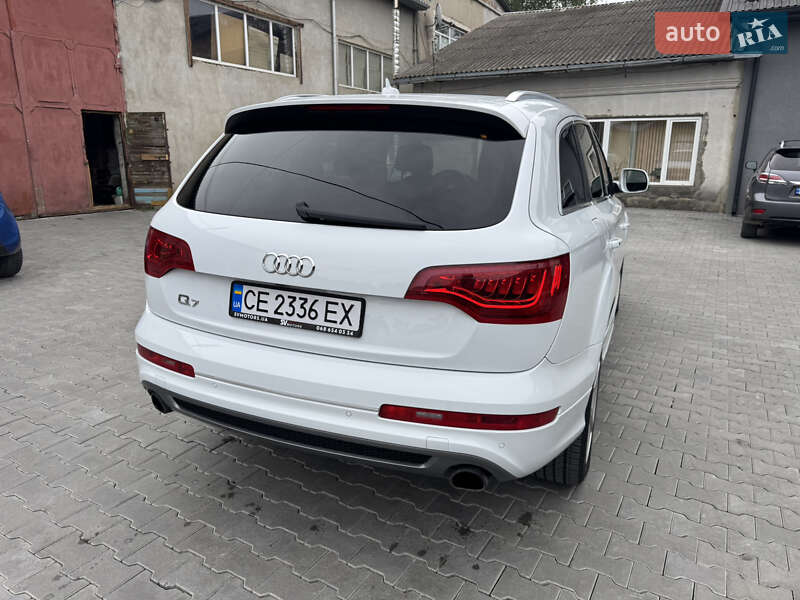 Внедорожник / Кроссовер Audi Q7 2013 в Черновцах