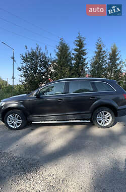 Внедорожник / Кроссовер Audi Q7 2009 в 