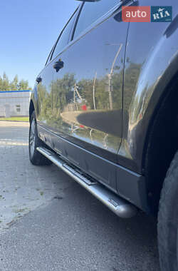 Внедорожник / Кроссовер Audi Q7 2009 в 