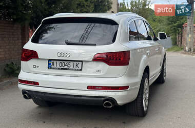 Внедорожник / Кроссовер Audi Q7 2014 в 
