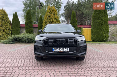 Внедорожник / Кроссовер Audi Q7 2022 в 
