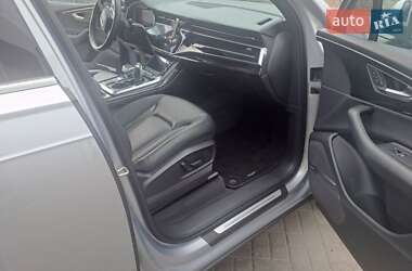 Внедорожник / Кроссовер Audi Q7 2020 в 