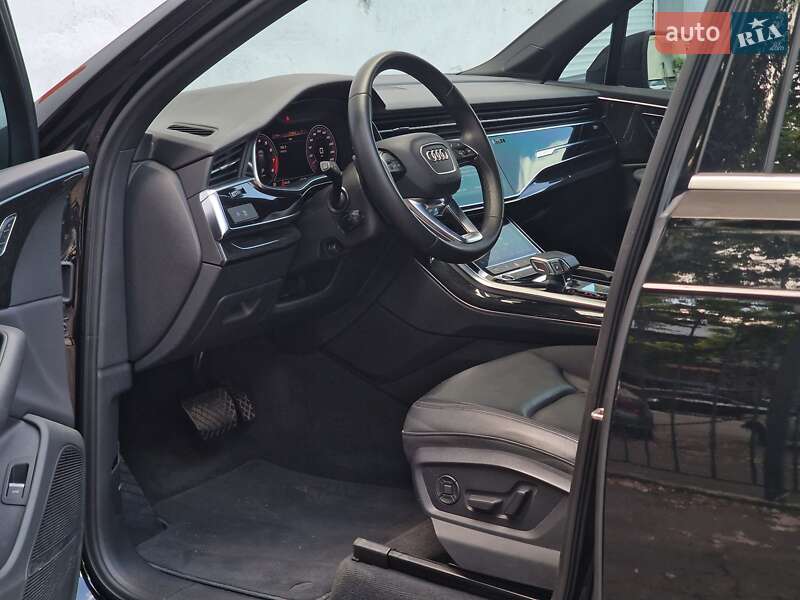 Внедорожник / Кроссовер Audi Q7 2021 в Одессе