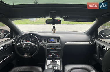 Внедорожник / Кроссовер Audi Q7 2011 в 