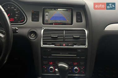 Внедорожник / Кроссовер Audi Q7 2011 в 