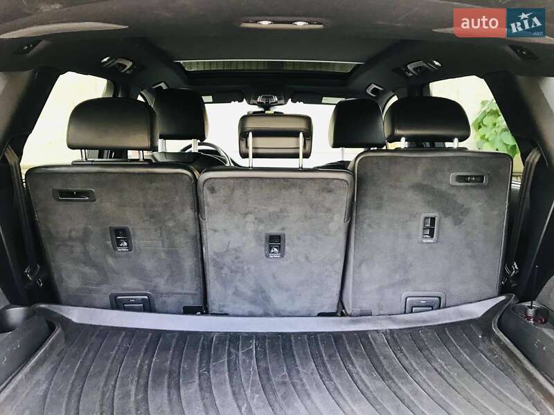 Позашляховик / Кросовер Audi Q7 2018 в Новій Одесі