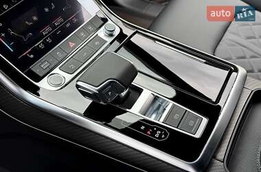 Позашляховик / Кросовер Audi Q7 2025 в 