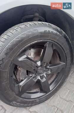Внедорожник / Кроссовер Audi Q7 2013 в 
