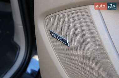 Внедорожник / Кроссовер Audi Q7 2014 в 