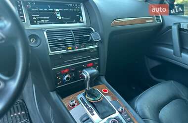 Позашляховик / Кросовер Audi Q7 2014 в 