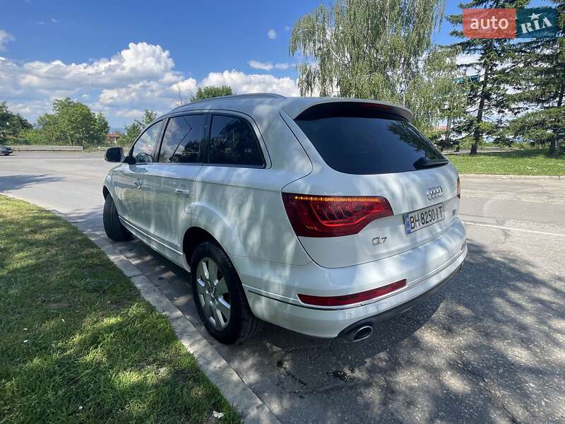 Позашляховик / Кросовер Audi Q7 2014 в Одесі