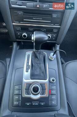 Внедорожник / Кроссовер Audi Q7 2014 в 
