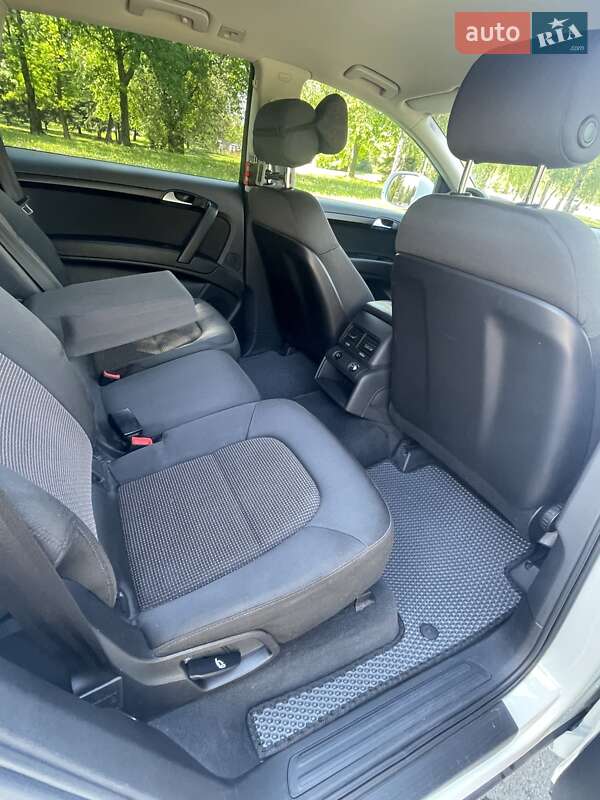 Позашляховик / Кросовер Audi Q7 2014 в Одесі