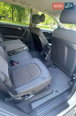 Внедорожник / Кроссовер Audi Q7 2014 в 