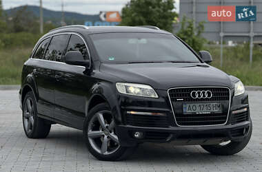 Позашляховик / Кросовер Audi Q7 2006 в Ужгороді