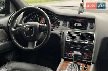 Внедорожник / Кроссовер Audi Q7 2006 в 