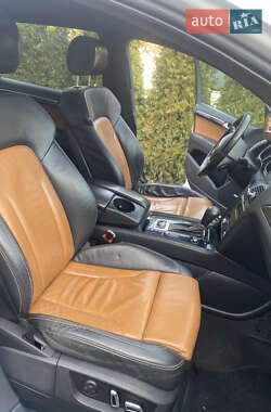 Внедорожник / Кроссовер Audi Q7 2010 в 