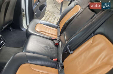Внедорожник / Кроссовер Audi Q7 2010 в 