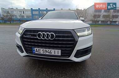 Внедорожник / Кроссовер Audi Q7 2017 в 
