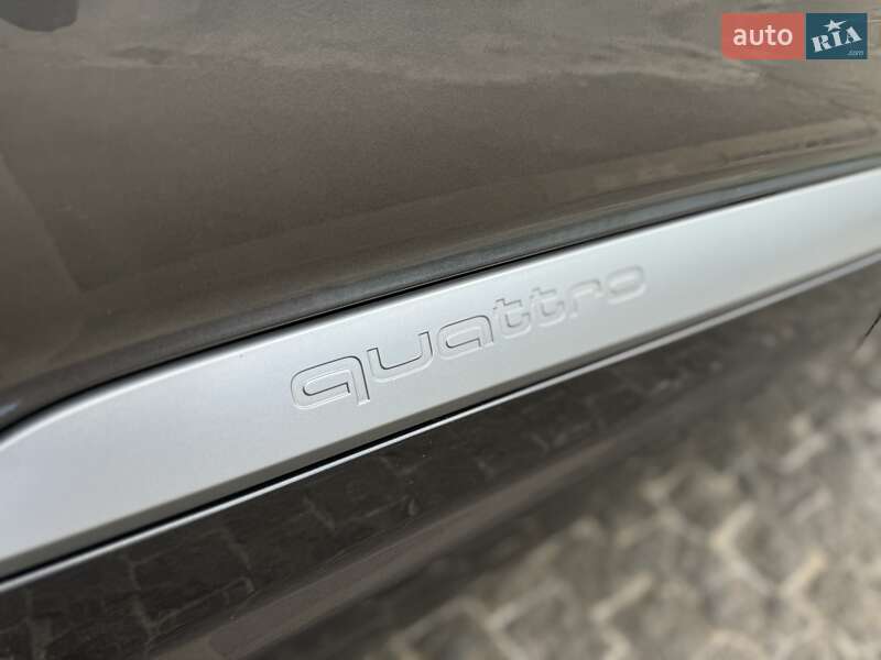 Позашляховик / Кросовер Audi Q7 2018 в Києві фото 23 Позашляховик / Кросовер Audi Q7 2018 в Києві