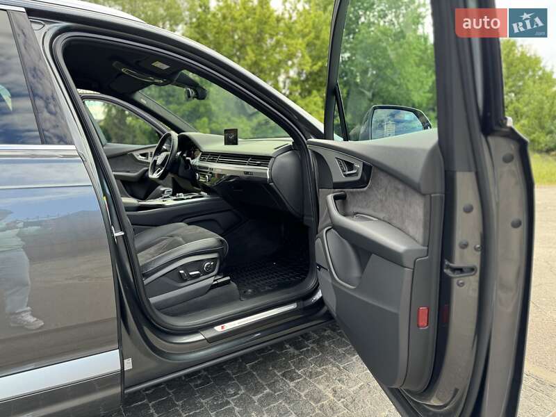Позашляховик / Кросовер Audi Q7 2018 в Києві фото 53 Позашляховик / Кросовер Audi Q7 2018 в Києві